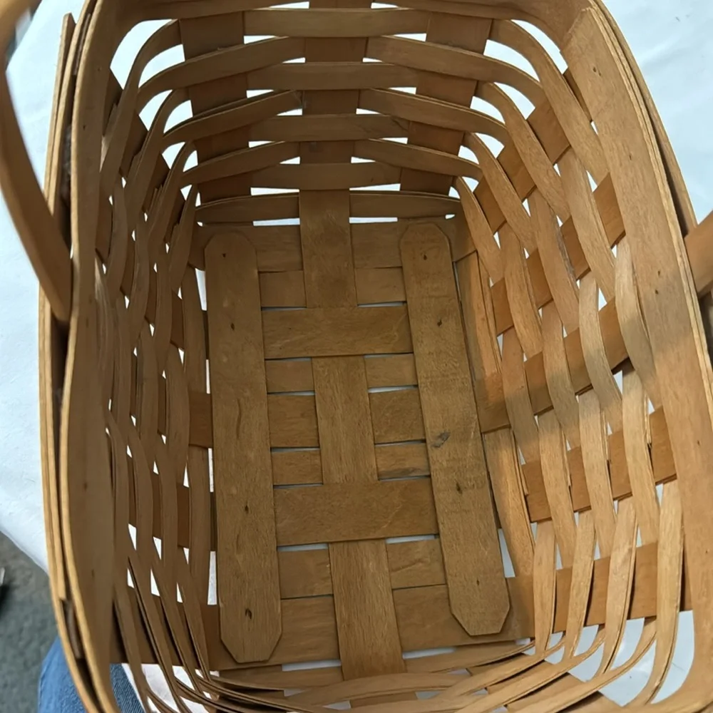 Longaberger 2007 Design a Basket Muskingum College 2007-2008 Medium Size Basket